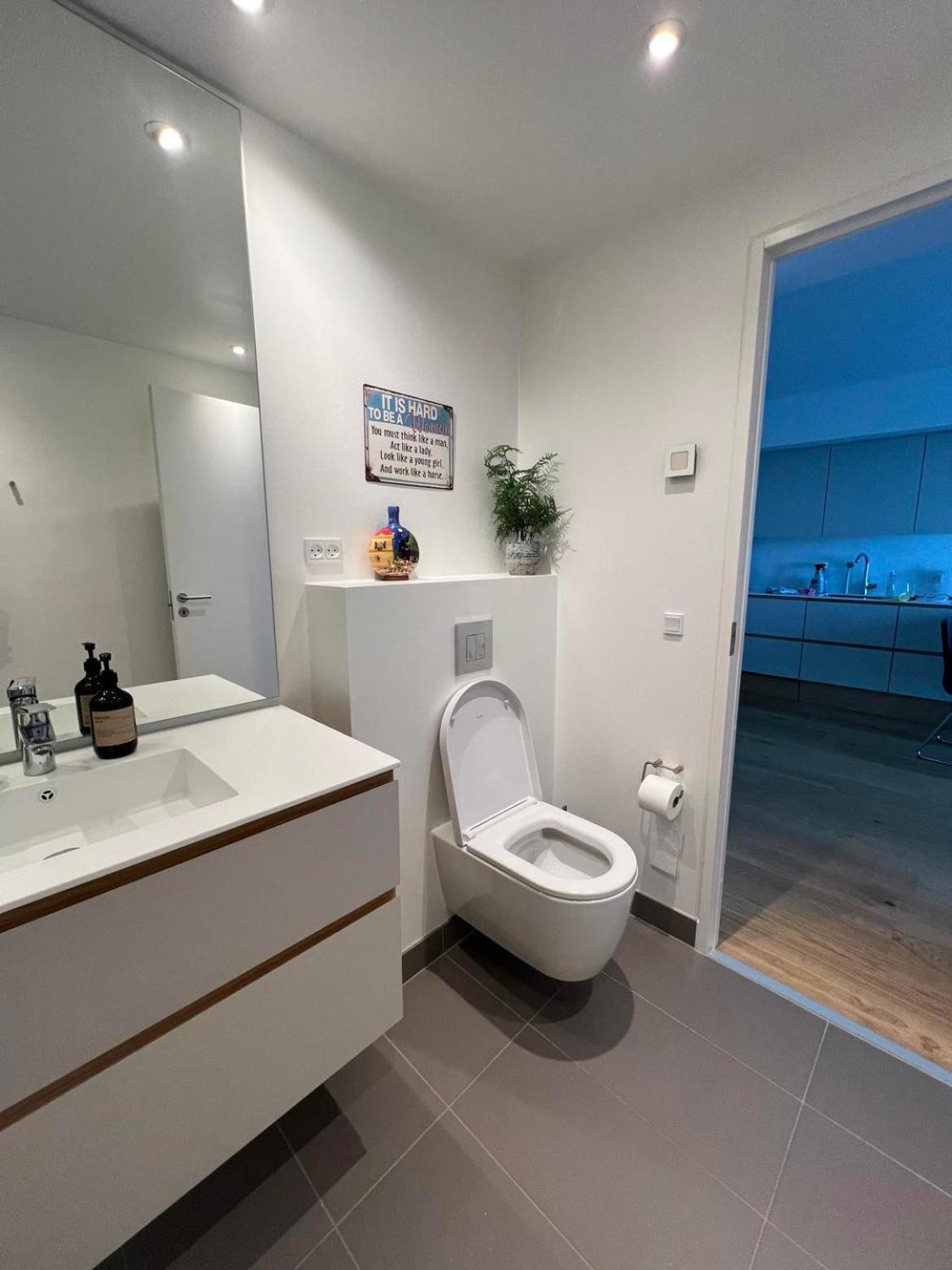 26-Etage Lejlighed Med Utrolig Havudsigt Århus Buitenkant foto