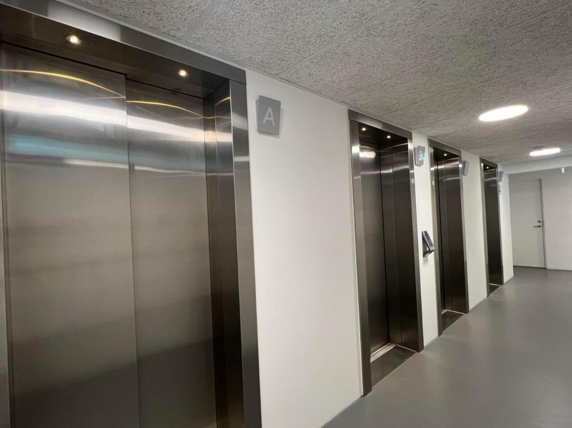 26-Etage Lejlighed Med Utrolig Havudsigt Århus Buitenkant foto