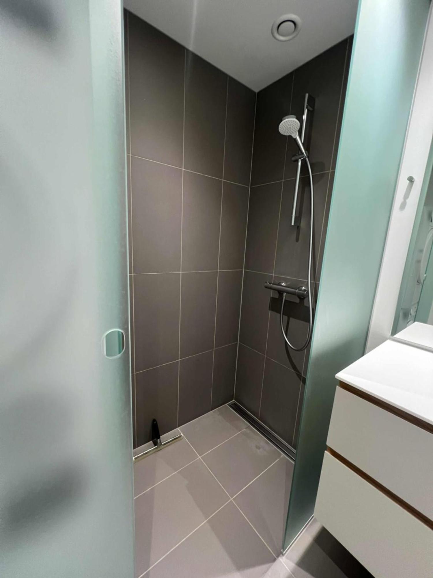 26-Etage Lejlighed Med Utrolig Havudsigt Århus Buitenkant foto